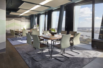 clouds seminar room